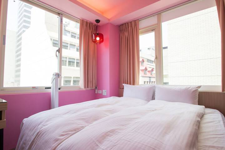 Room 9 of 69