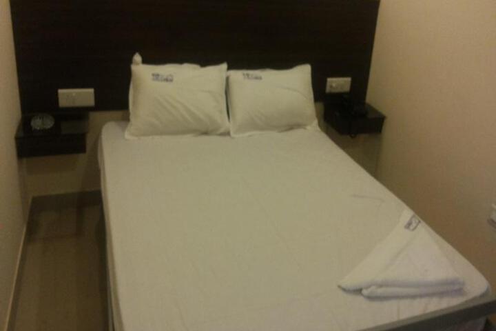 Jm Comforts Hotel
