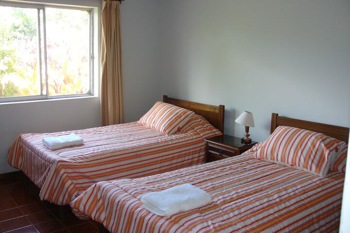 Room 14 of 37