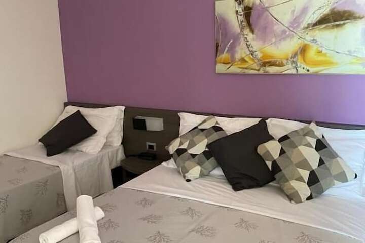 Room 8 of 15