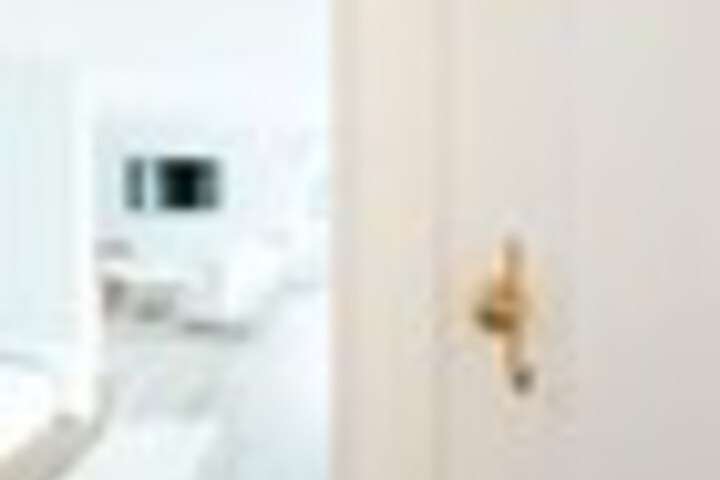 Room 284 of 510
