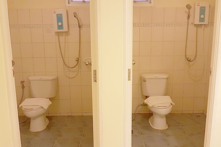 Room 116 of 194