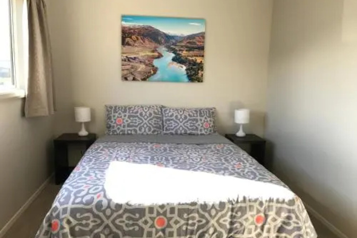 Room 4 of 4