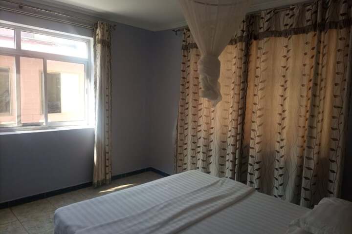 Room 22 of 44