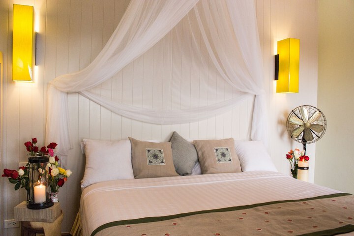 Room 2 of 129