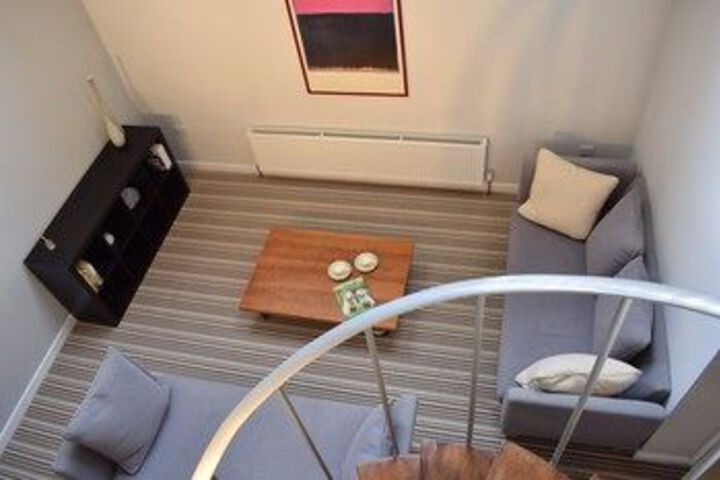 Room 14 of 17