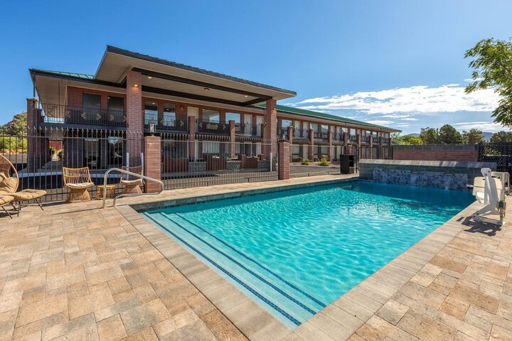 Pool 30 of 59