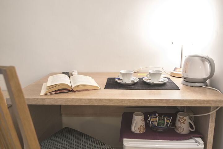 Room 18 of 43