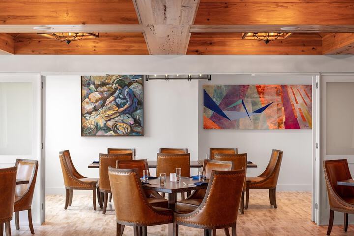 Breakfast area