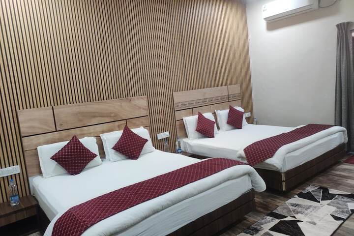 Room 5 of 22