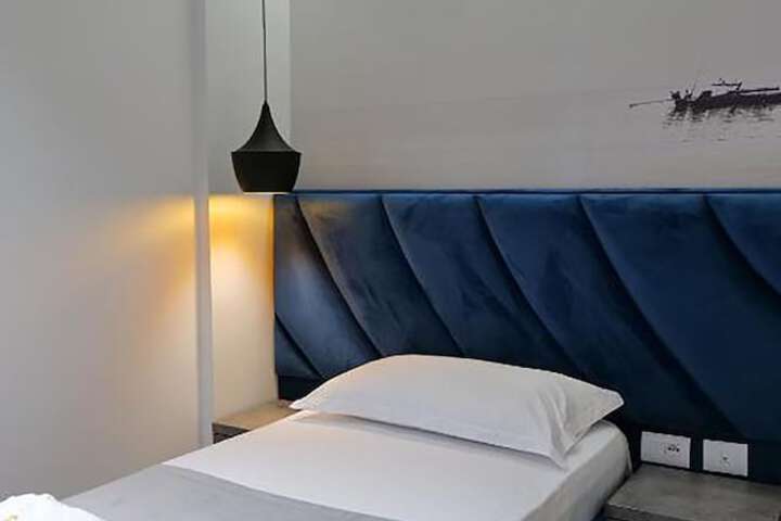 Room 36 of 137