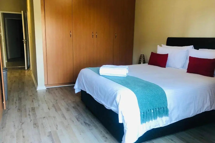 Image of KadoshStay at 77 Grayston