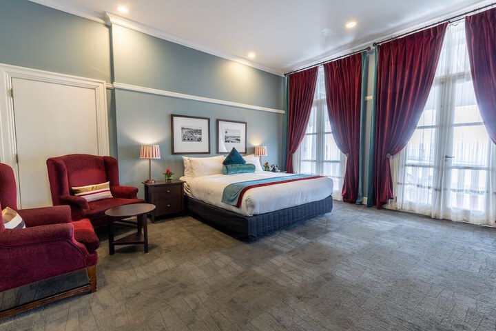 Room 48 of 117