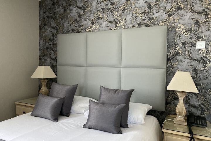 Room 10 of 61