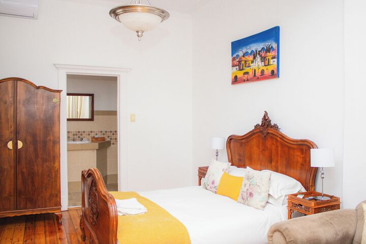 Room 12 of 65
