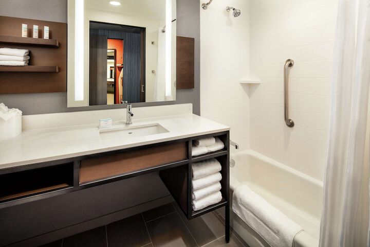 Bathroom shower