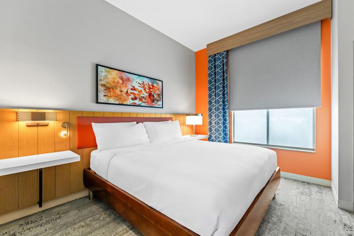 Room 27 of 54