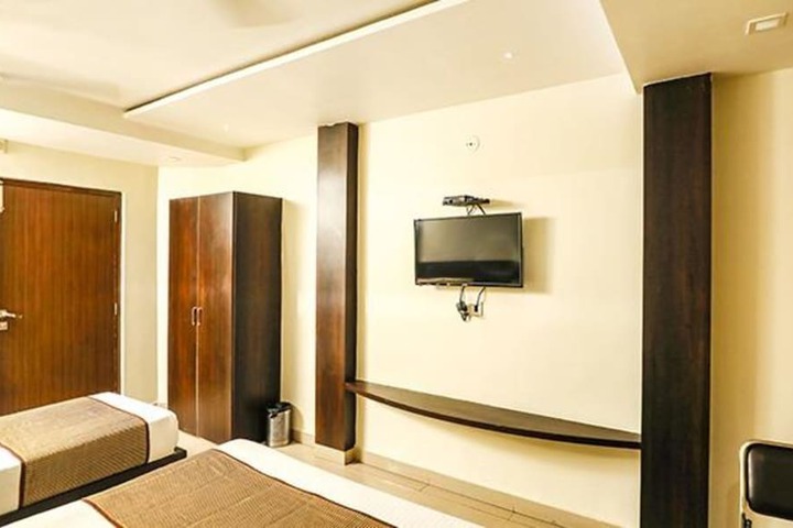 Room 21 of 31