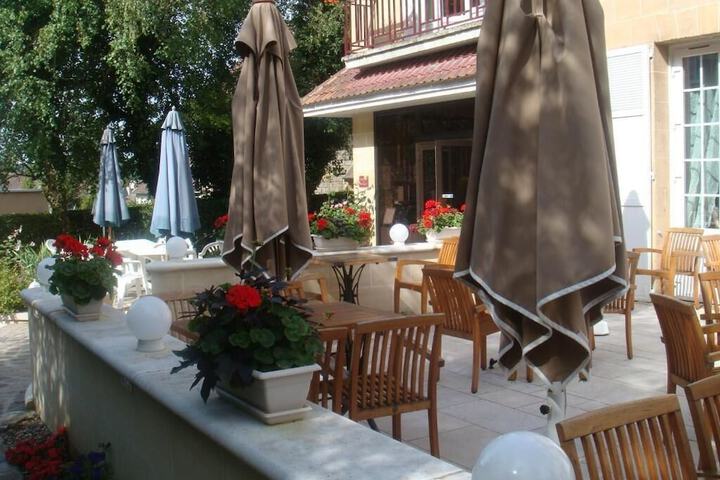 Logis Les Airelles in Neufchatel-en-Bray