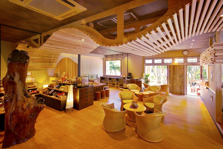Hotel Interior 5 of 125
