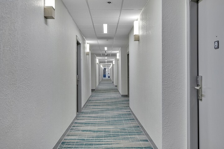 Ballroom/Hall 53 of 59