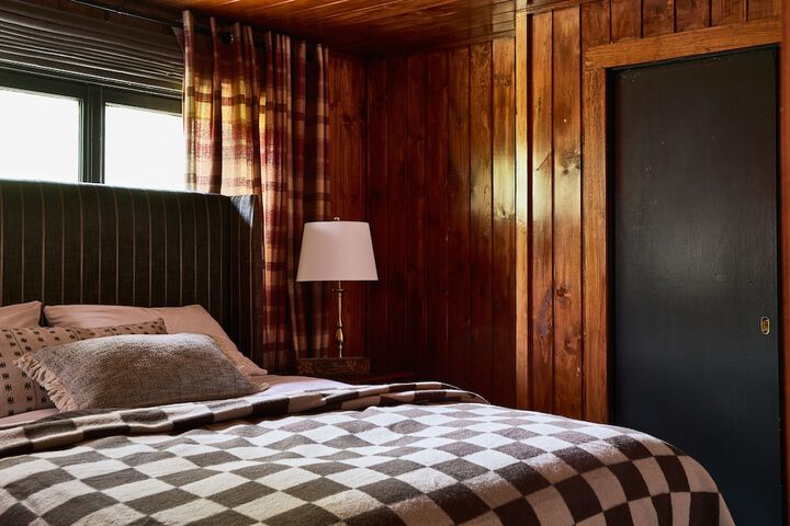 1 King Bed (3 of 31)