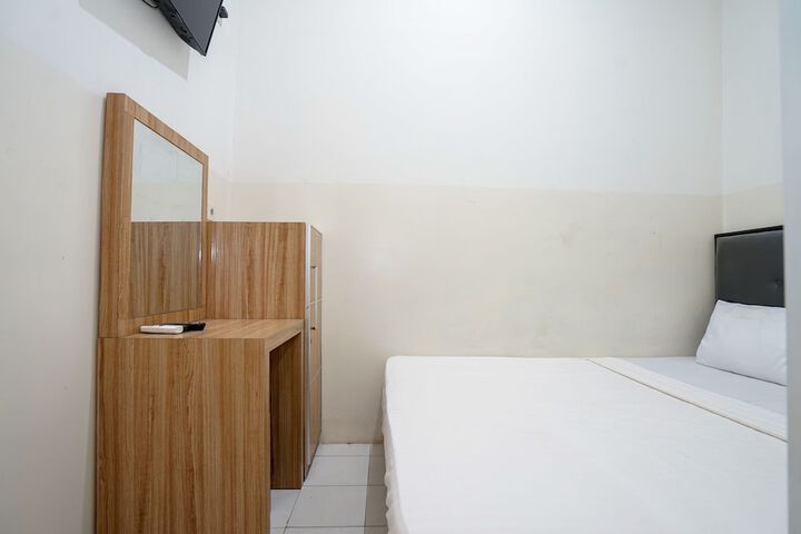 Room 7 of 27