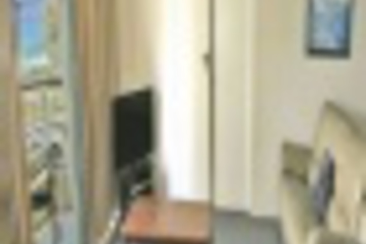Room 123 of 180