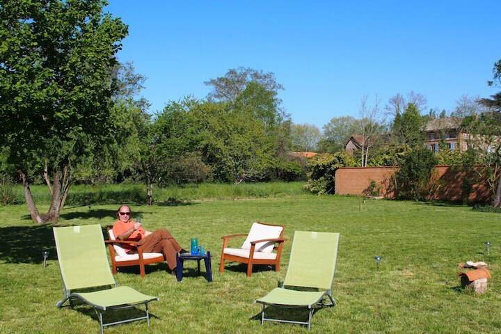 Sundeck 1 of 8