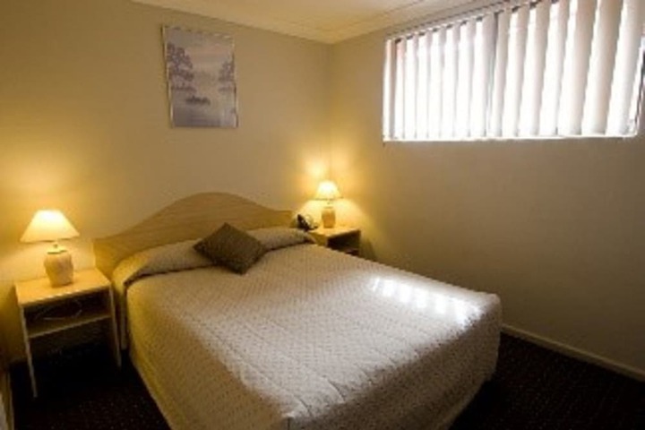 Room 9 of 54