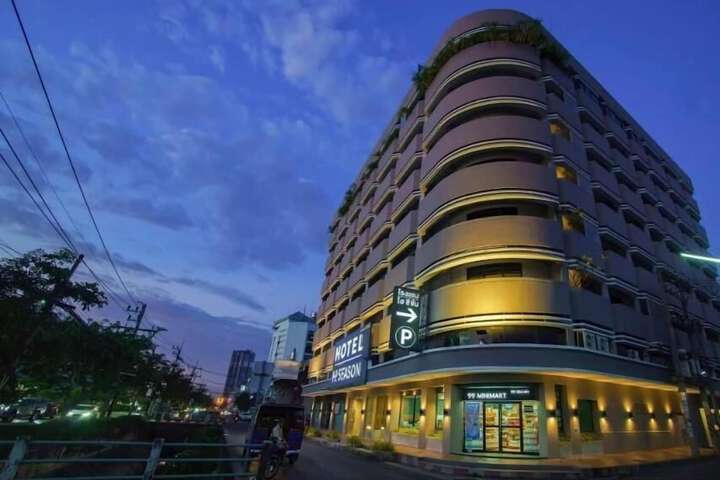 Hotel Exterior