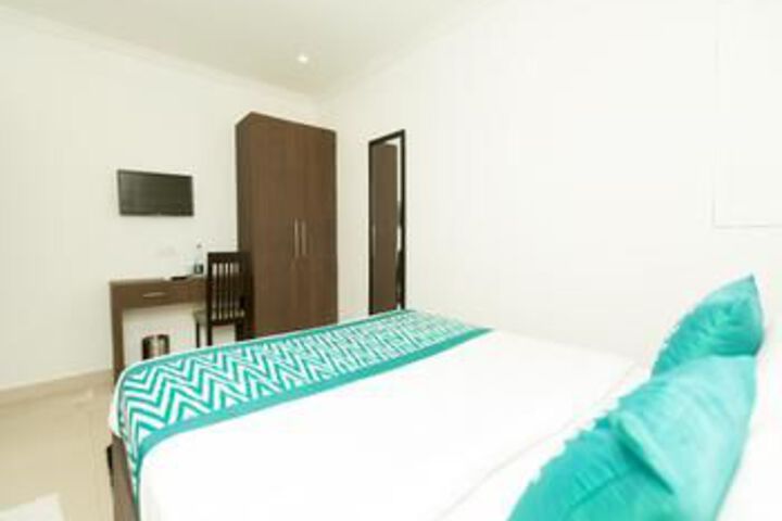 Room 5 of 20