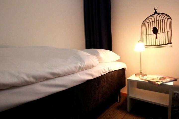 Room 3 of 19
