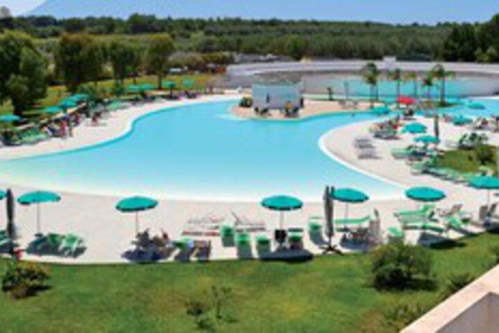 Pool 9 of 13