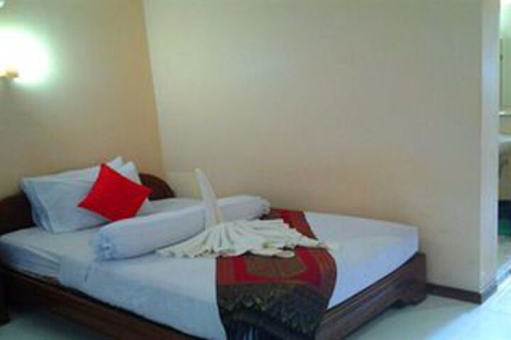 Room 17 of 30