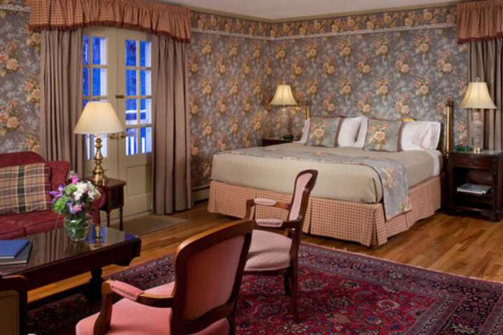 Room 4 of 44