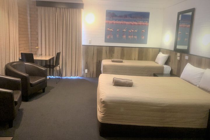 Room 28 of 53