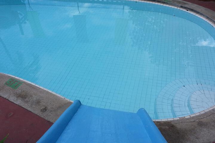 Pool 7 of 7