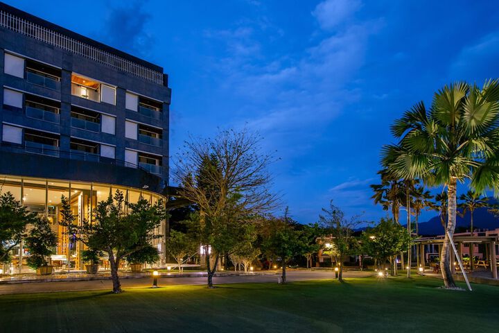 Hotel Exterior 134 of 153