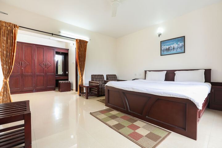Room 3 of 14
