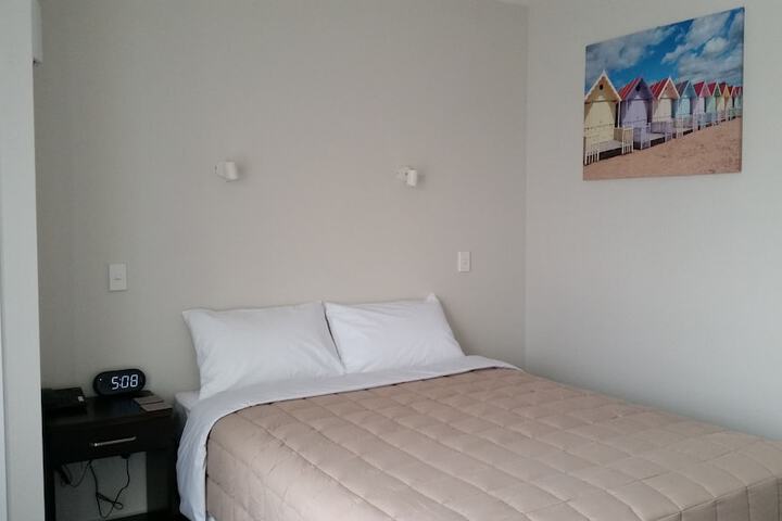 Room 18 of 40