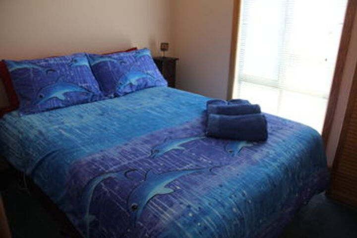 Room 8 of 13
