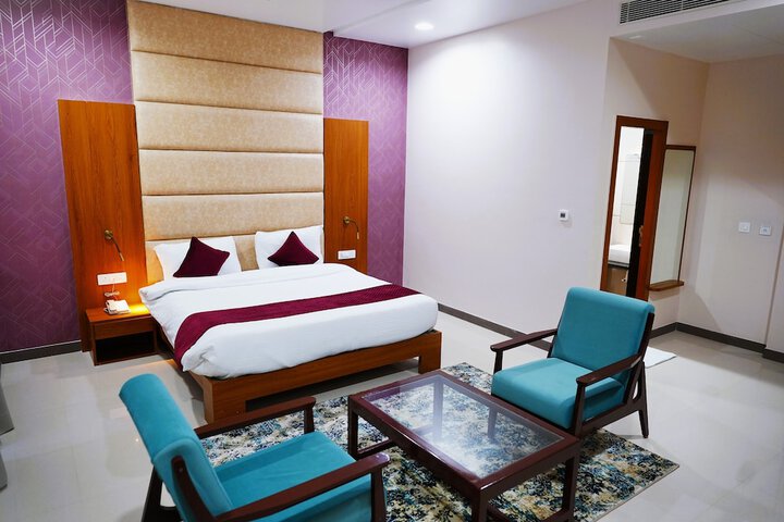 Room 6 of 22