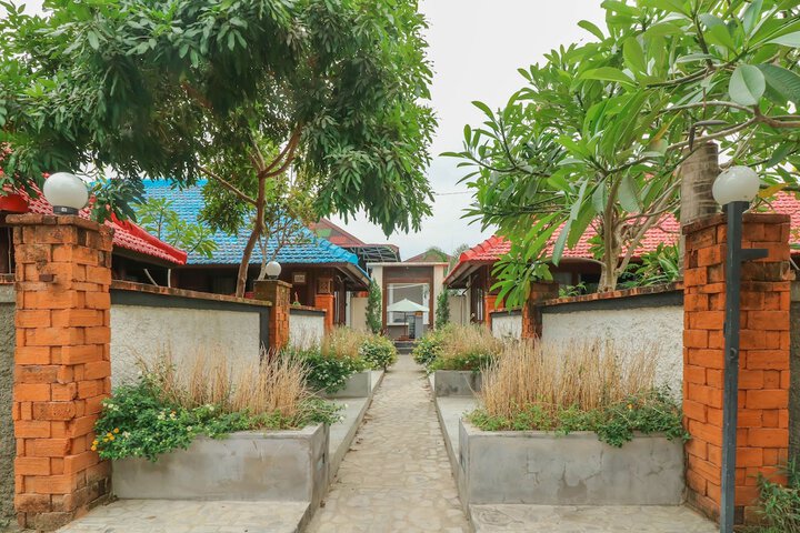 Hotel 7 of 27