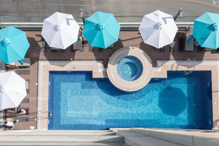 Pool 27 of 38