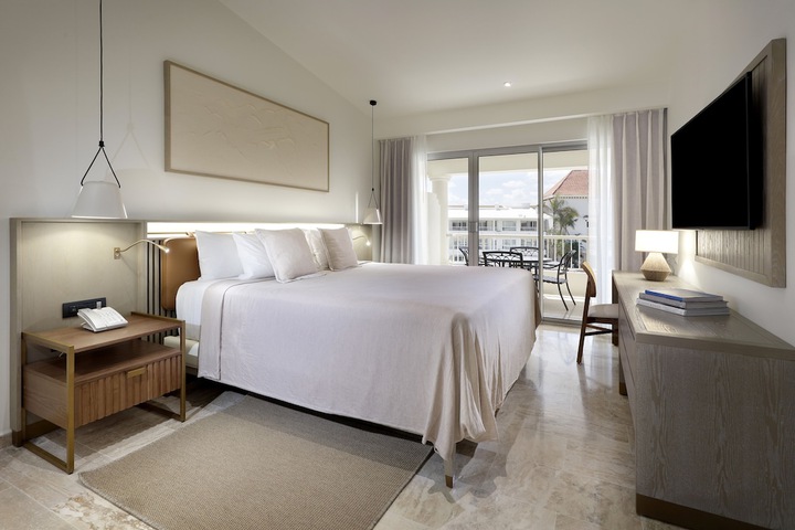 Room 25 of 158