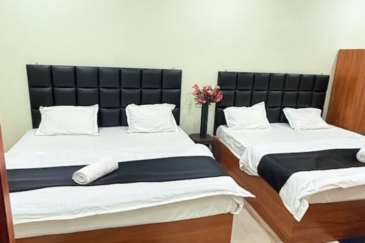 Room 14 of 24