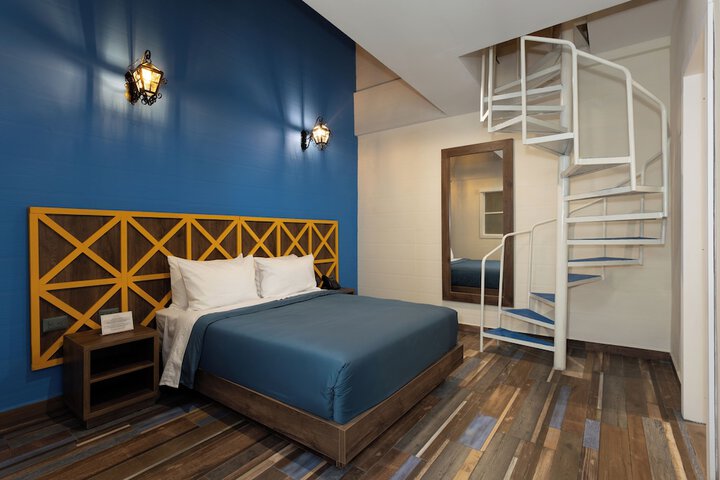 Room 22 of 51