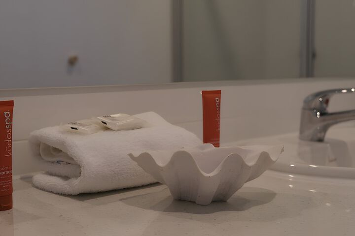 Room 70 of 90