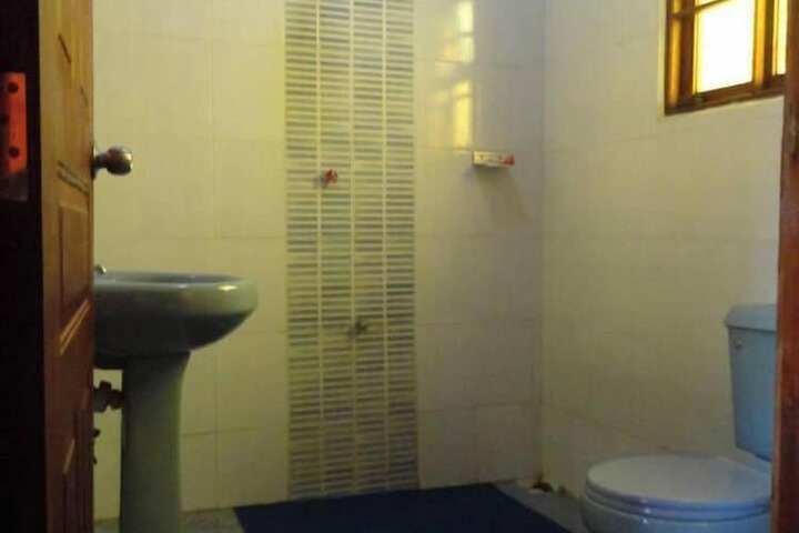 Room 7 of 44